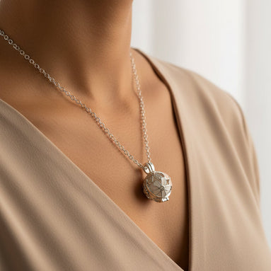 Llamador de Angeles Flores