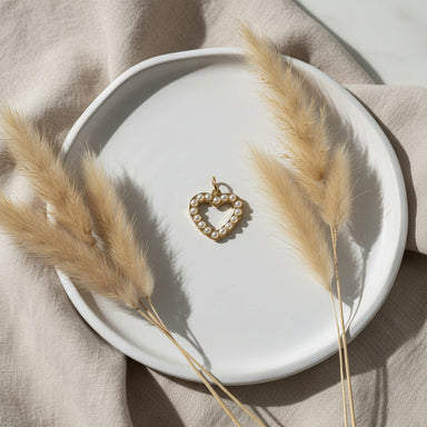 Charm Corazon con Perlas